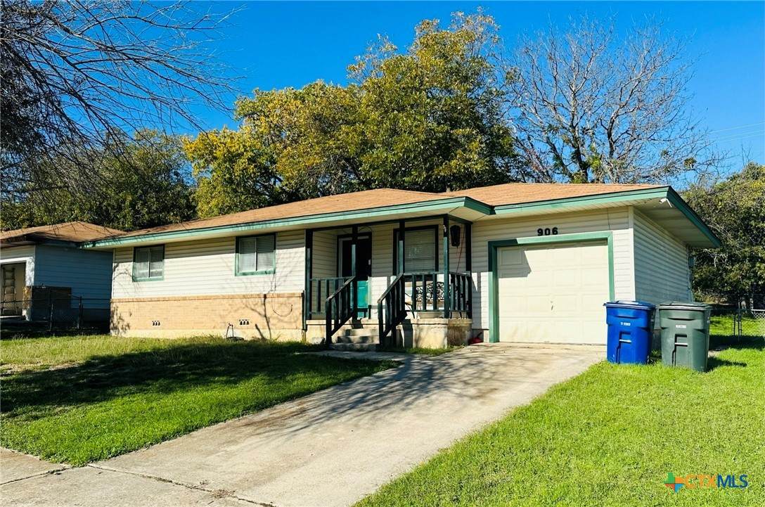 906 25th Street - Photo 1