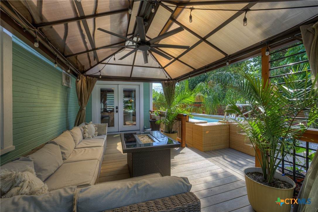 225 Live Oak Avenue - Photo 1