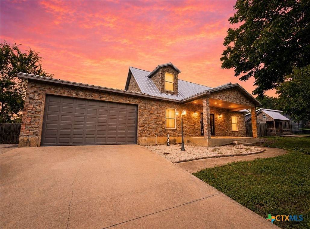 2011 Zint Street - Photo 1