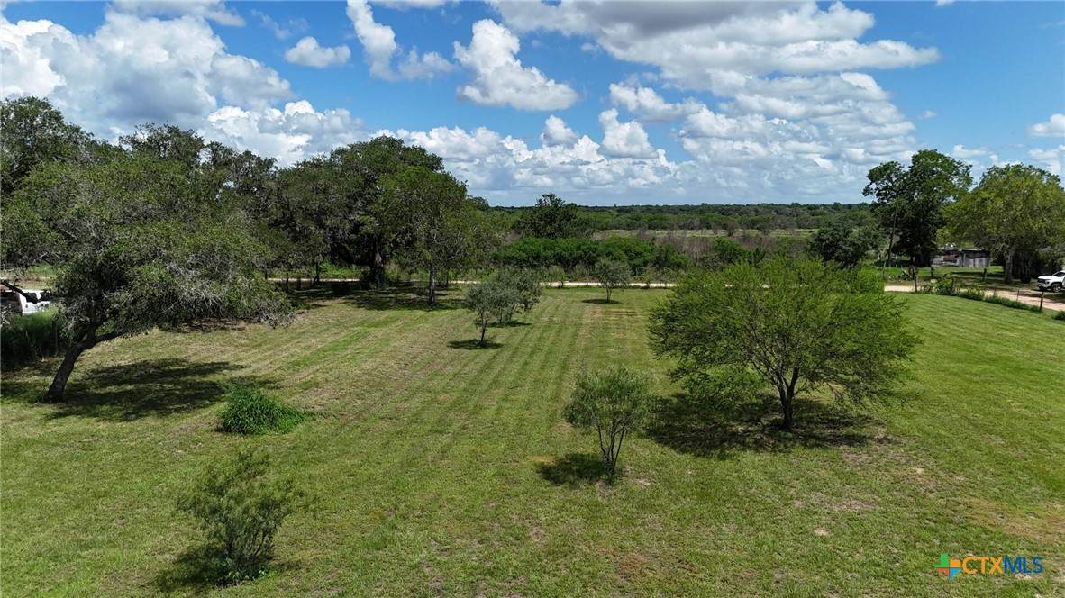 201 Elwood Street - Photo 1
