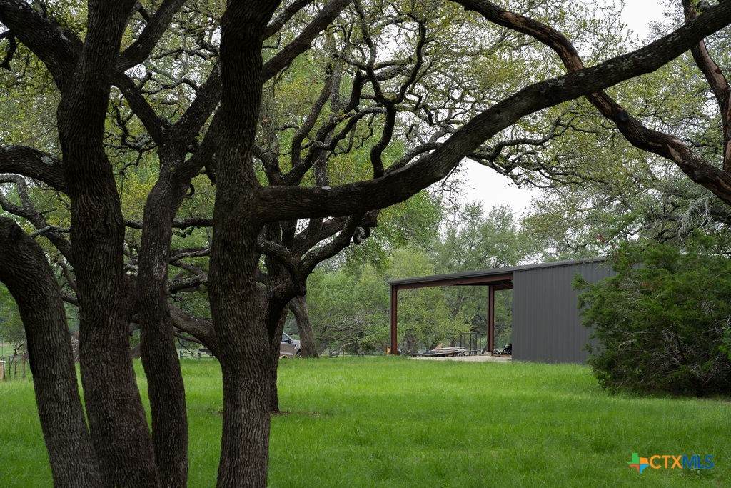 426 Mill Run - Photo 1