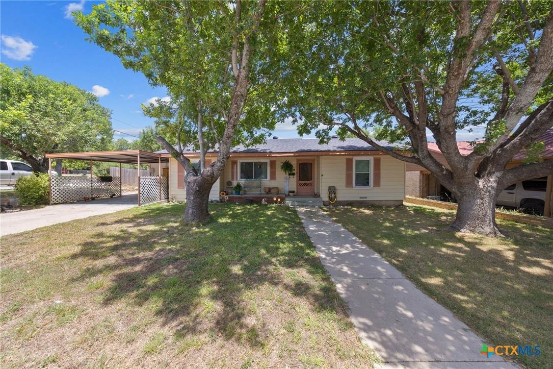 1007 Avenue A - Photo 1