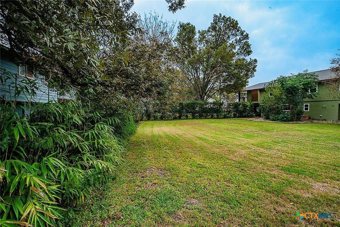 187 Royal George Circle - Photo 1