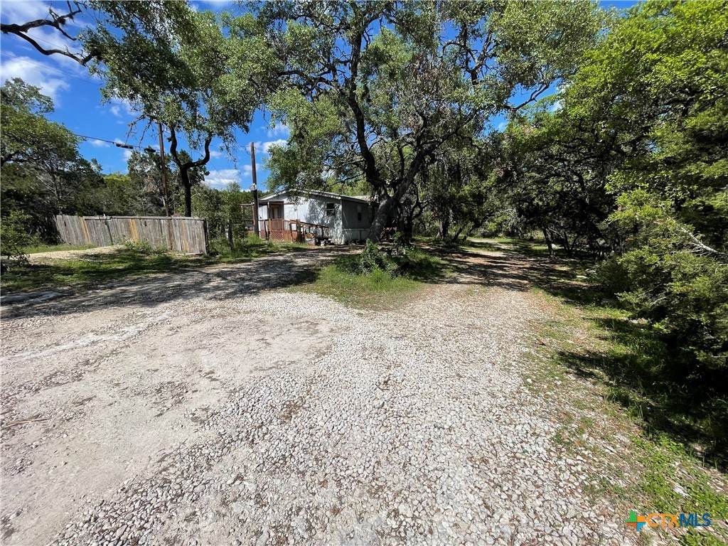 629 Buck Trail - Photo 1