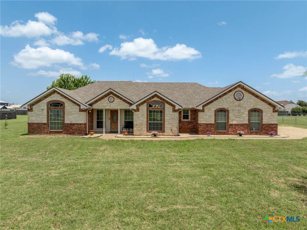 205 Hatter Drive - Photo 1