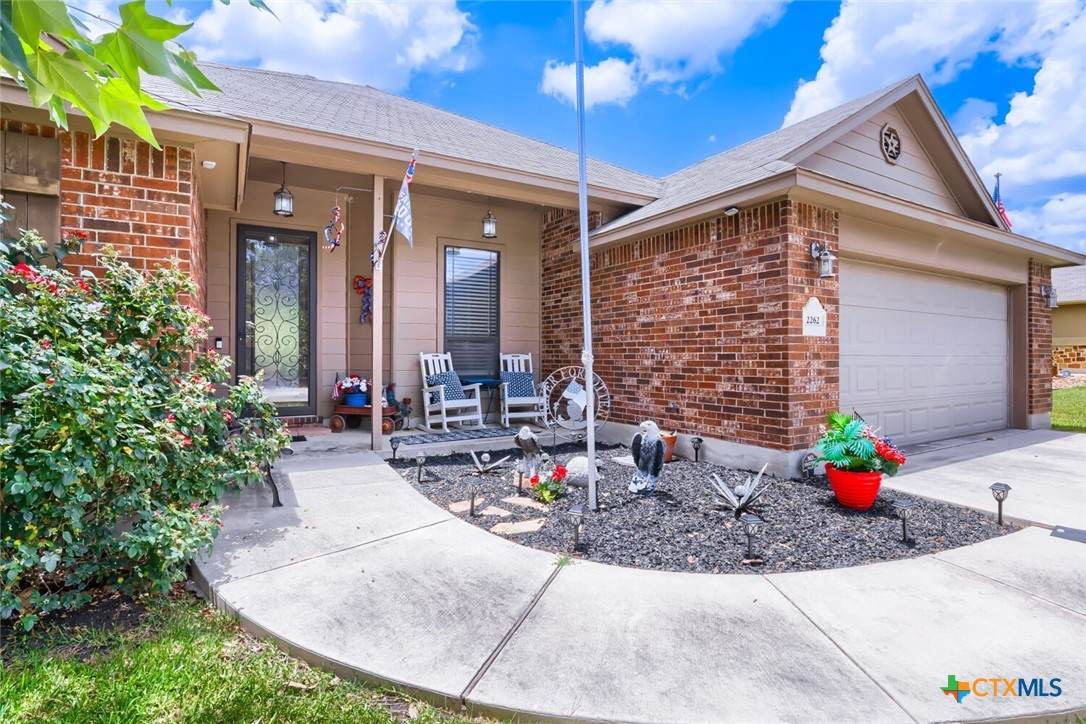 2262 Sun Chase Boulevard - Photo 1