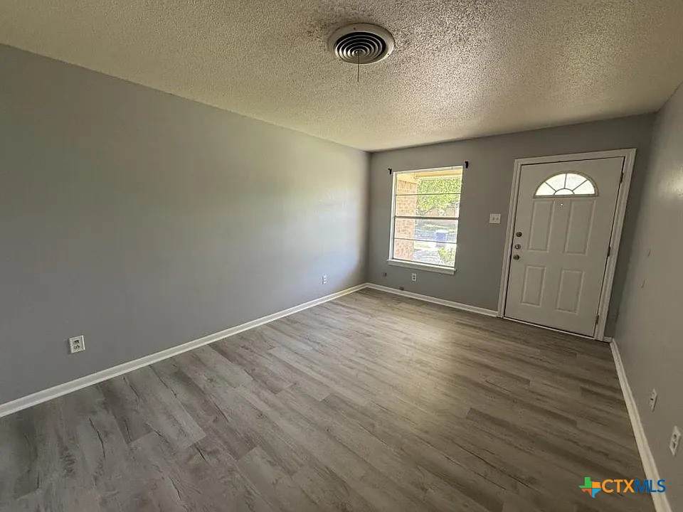 https://bt-photos.global.ssl.fastly.net/centraltx/orig_boomver_1_618602-2.jpg