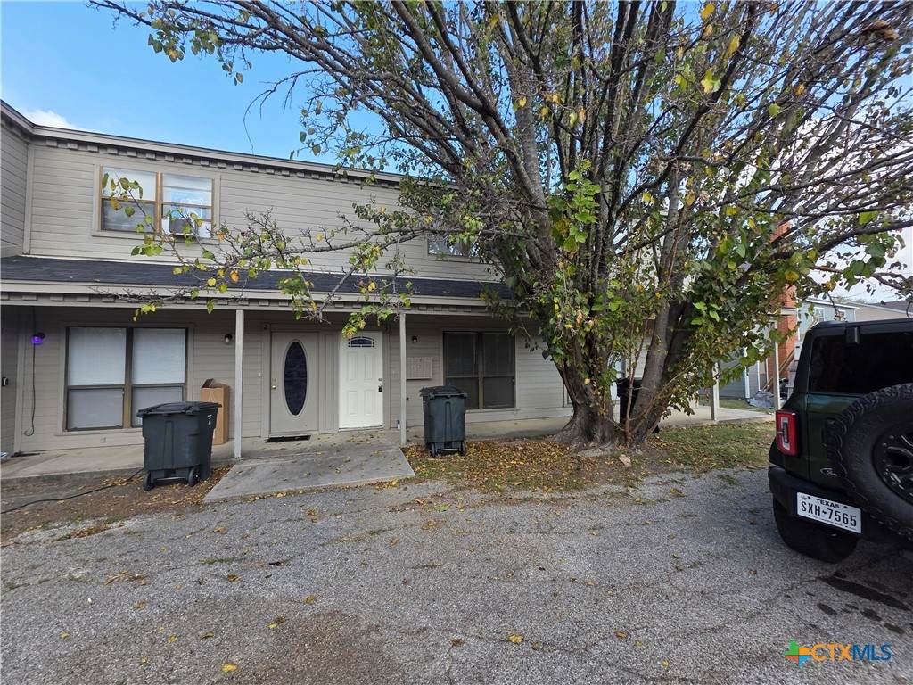 3409 Victoria Circle - Photo 1