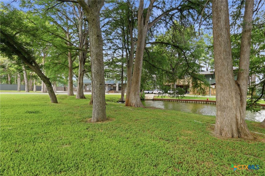https://bt-photos.global.ssl.fastly.net/centraltx/orig_boomver_1_619446-2.jpg
