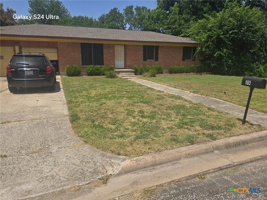 103 Cherokee Drive - Photo 1