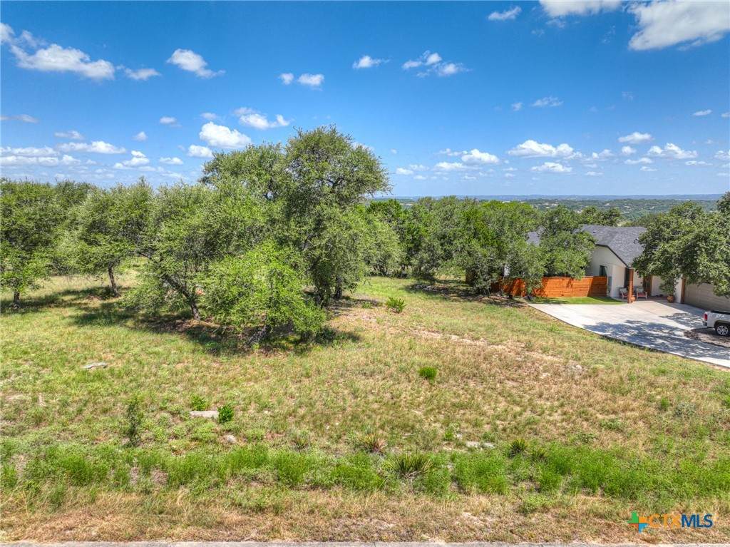 1633 Bella Vista - Photo 1