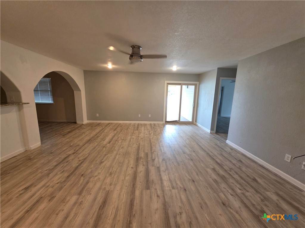 https://bt-photos.global.ssl.fastly.net/centraltx/orig_boomver_1_620220-2.jpg