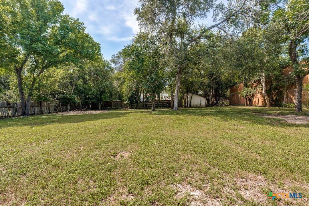 1412 Hopkins Street - Photo 1
