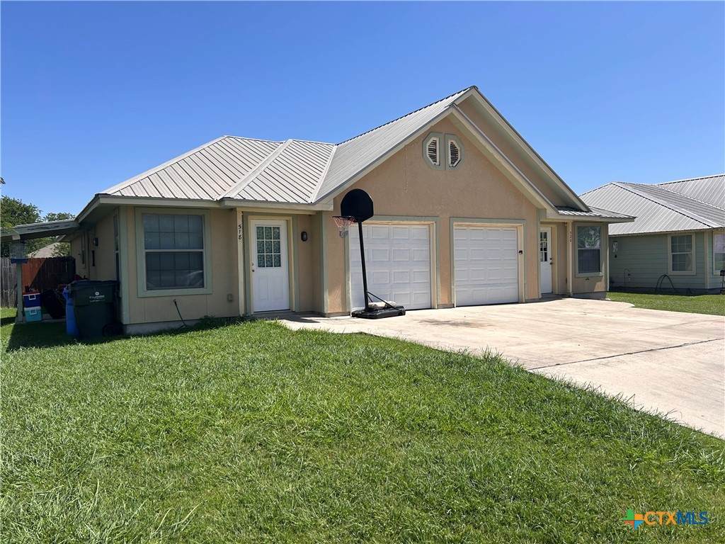 522 Baxter - Photo 1