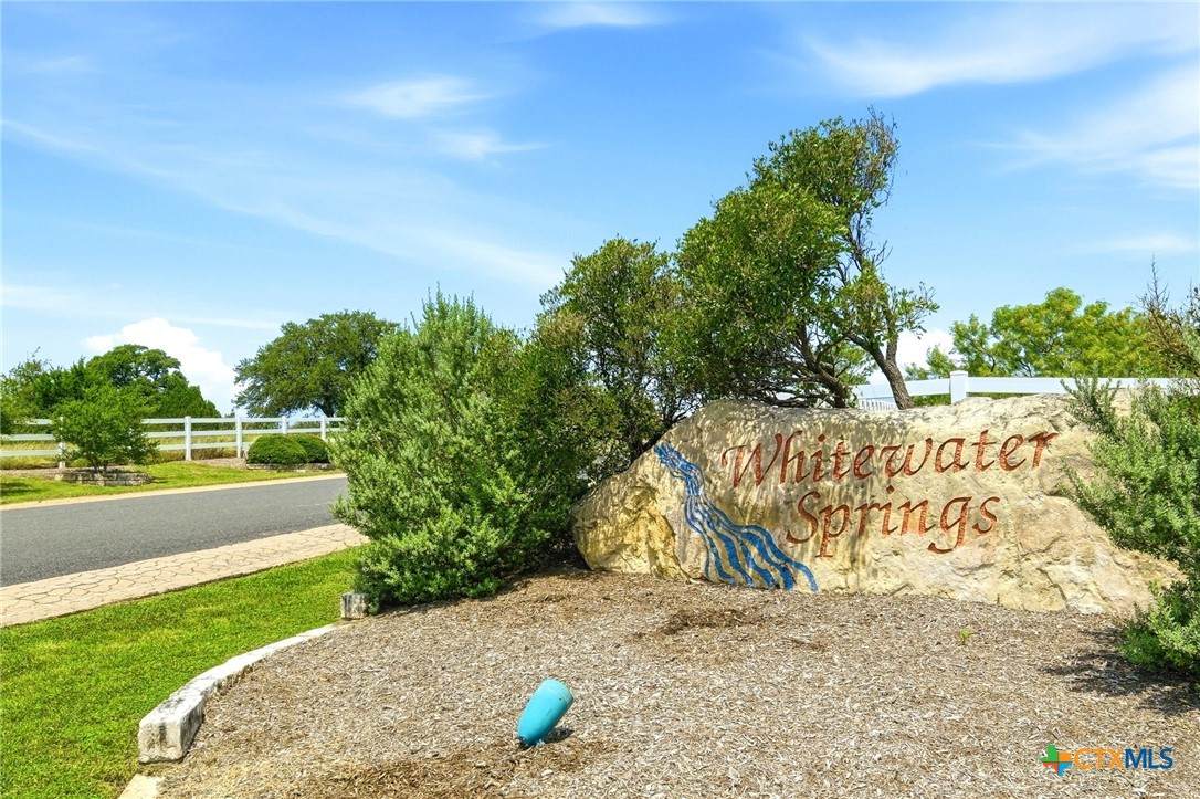 100 Bobcat Cir. - Photo 1