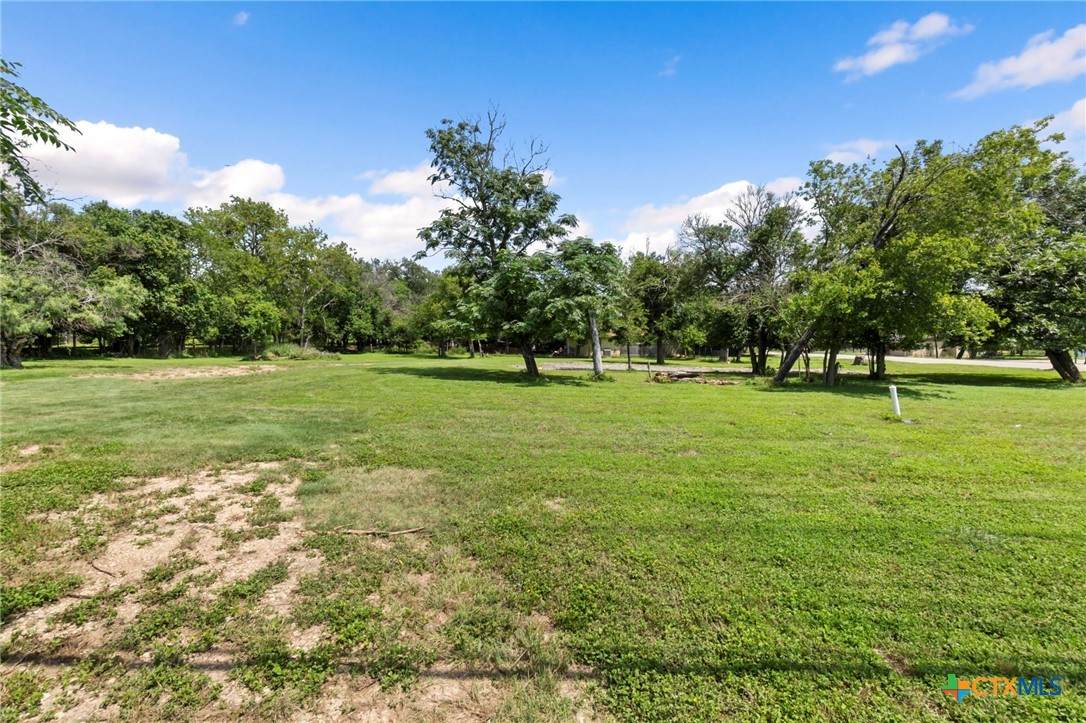 1408 Bishop Street - Photo 1