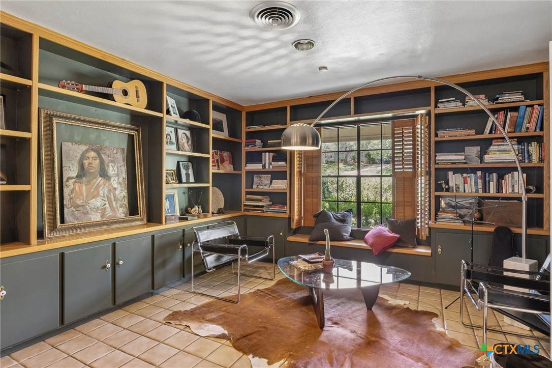 103 Mimosa Circle - Photo 1