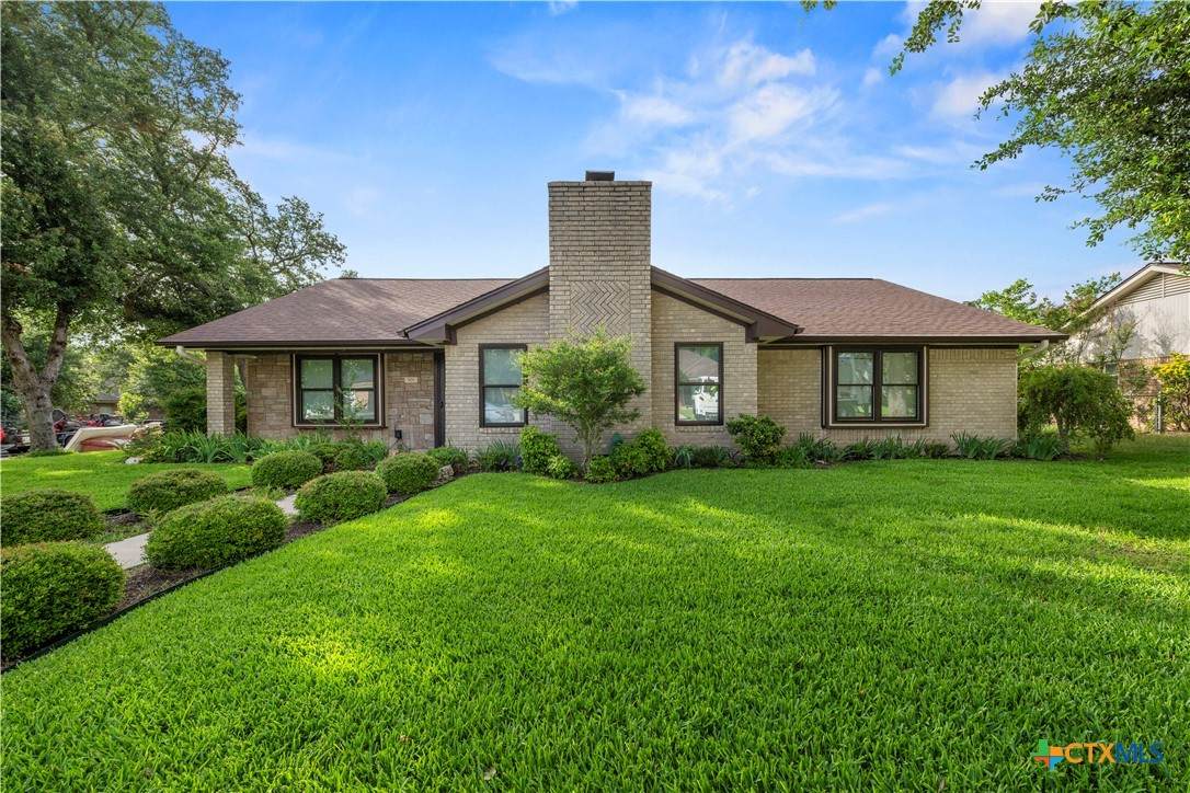 901 Kim Avenue - Photo 1