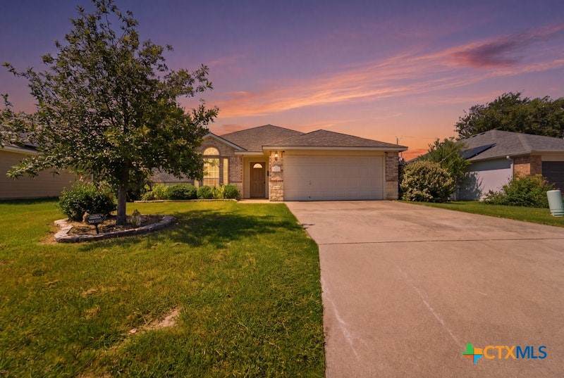 2919 Burlington Drive - Photo 1