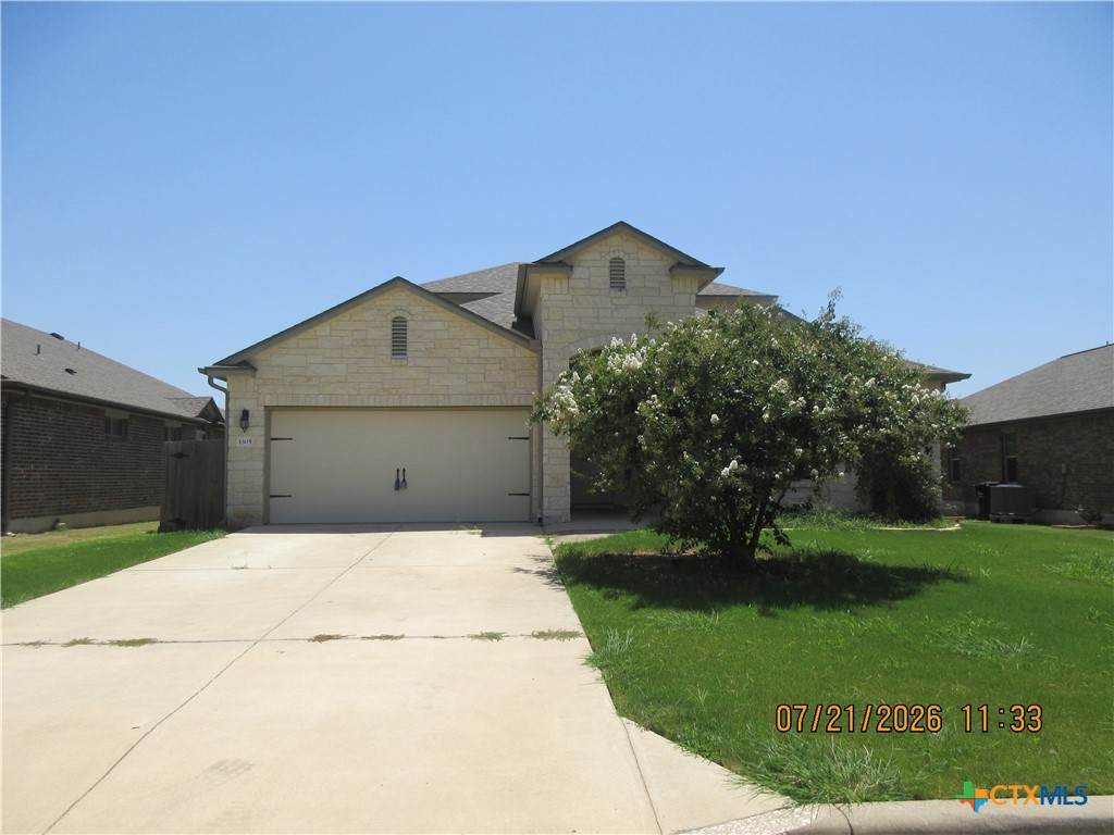1305 Blue Leaf Drive - Photo 1