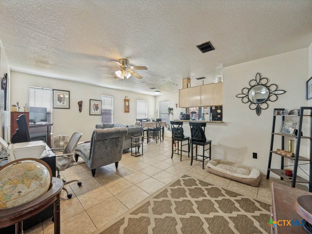 https://bt-photos.global.ssl.fastly.net/centraltx/orig_boomver_1_621365-2.jpg