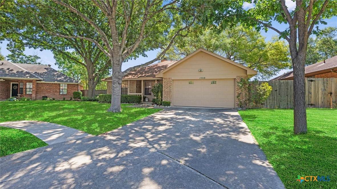 1508 Greenwood - Photo 1