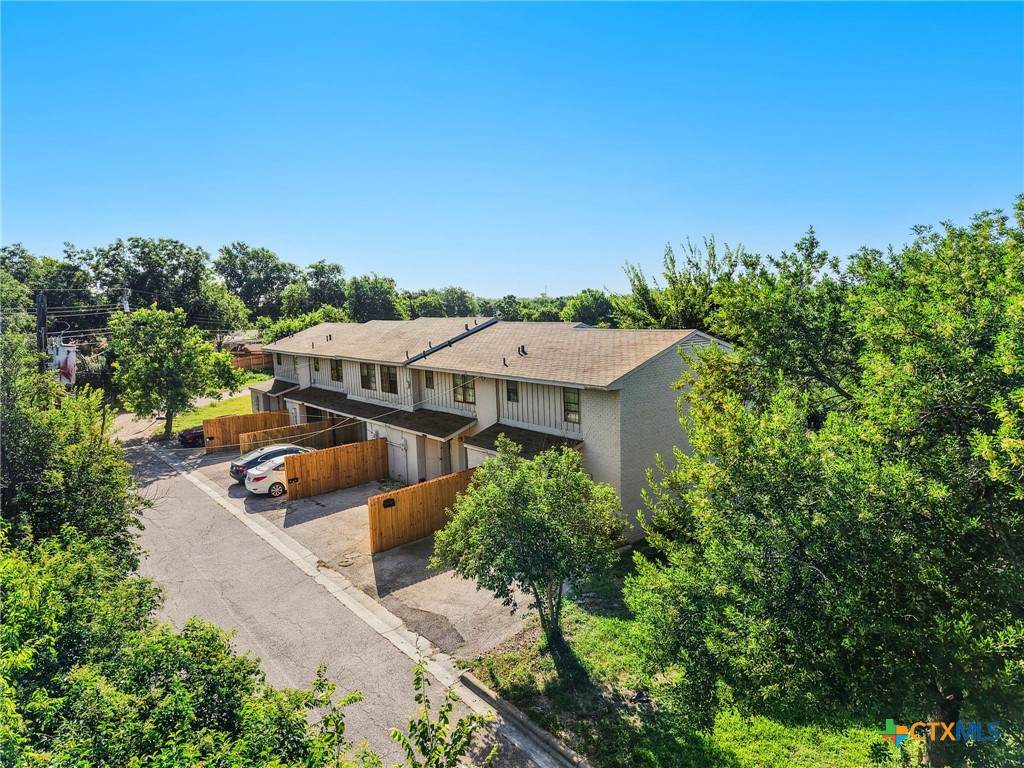 https://bt-photos.global.ssl.fastly.net/centraltx/orig_boomver_1_621493-2.jpg