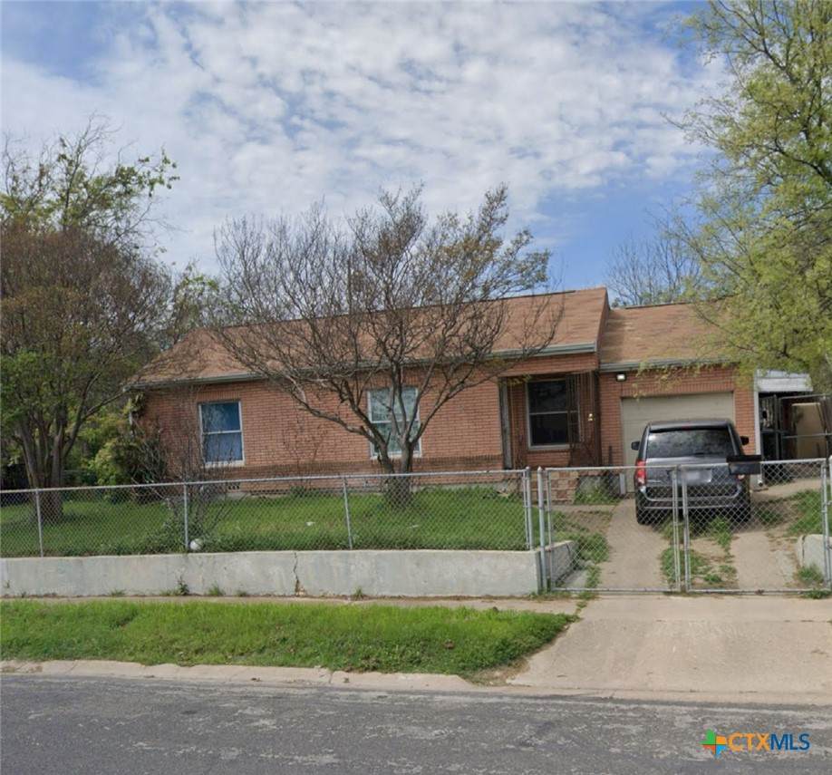 903 Conder Street - Photo 1