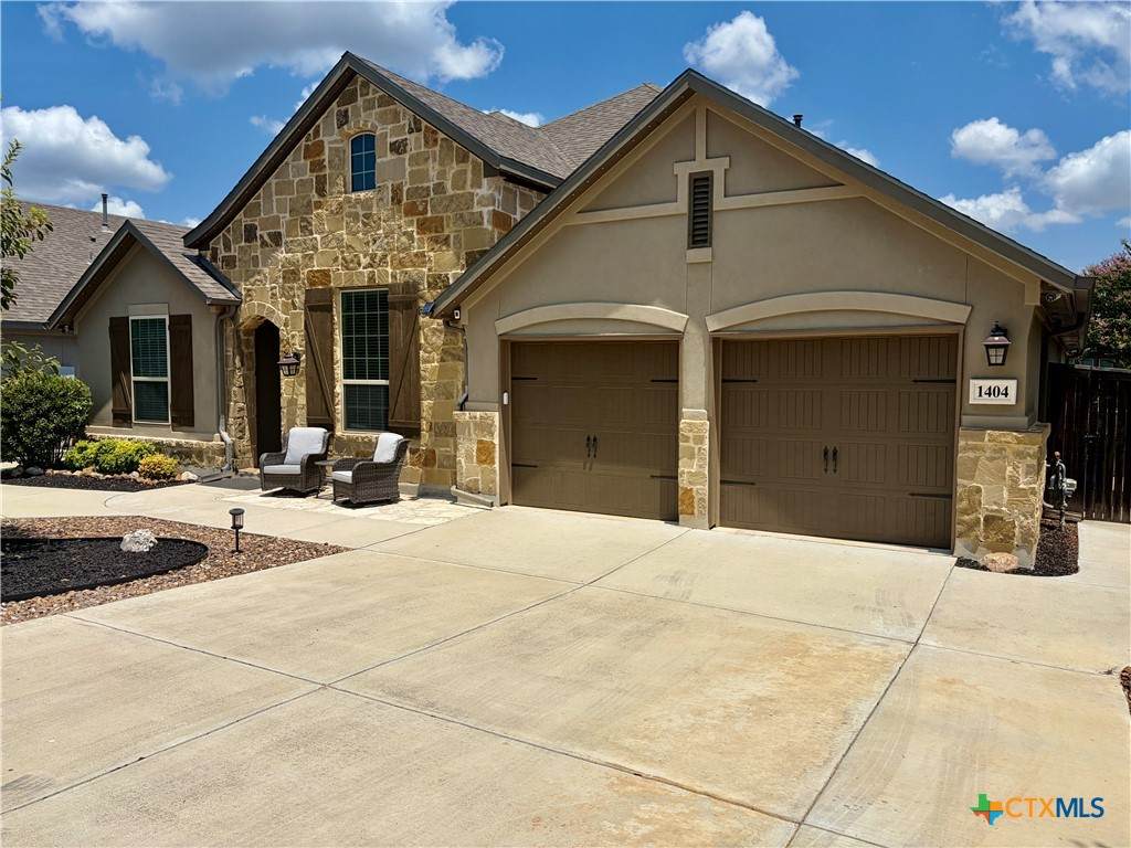 1404 Pioneer Drive - Photo 1