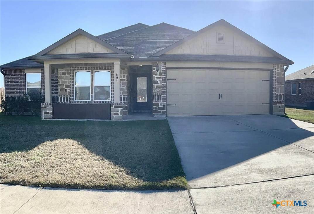 604 Vega Lane - Photo 1