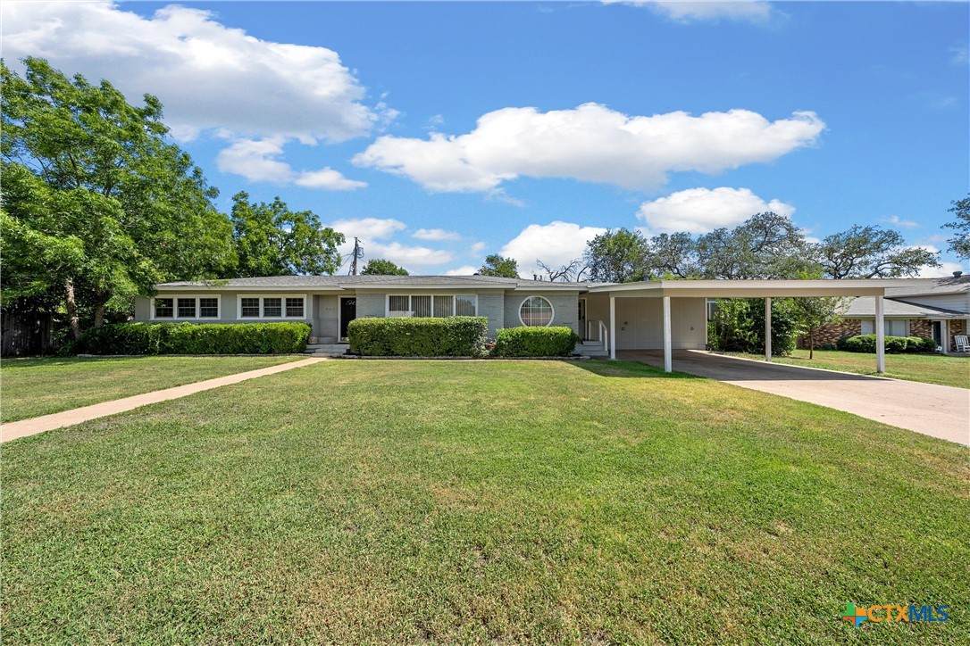 407 Hastings Road - Photo 1