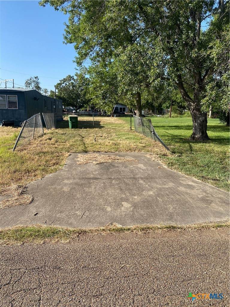 4504 Morris Street - Photo 1