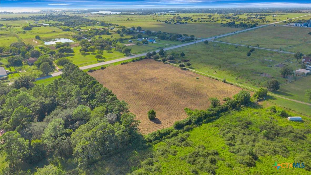 3217 State Highway 172 - Photo 1