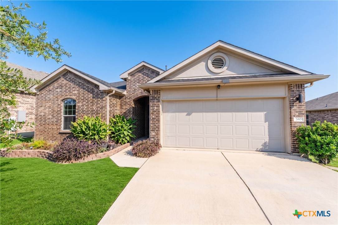 340 Shiner Ln - Photo 1