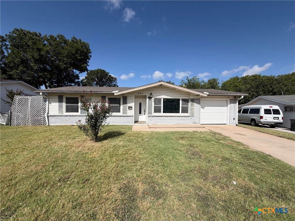 303 Currie Avenue - Photo 1