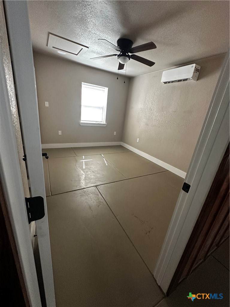 https://bt-photos.global.ssl.fastly.net/centraltx/orig_boomver_1_623431-2.jpg