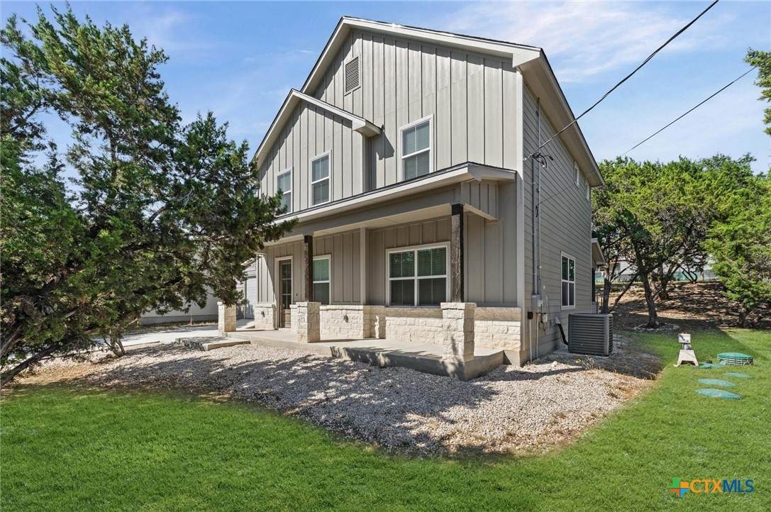 1130 Twin Deer Lane - Photo 1