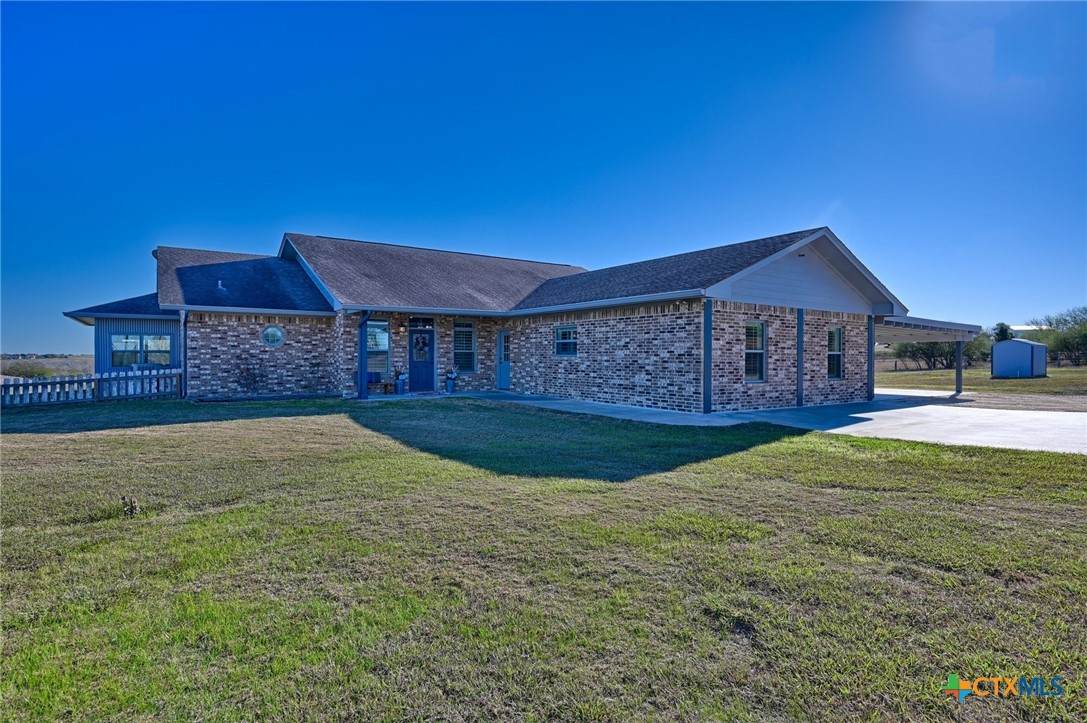1733 County Road 376 - Photo 1