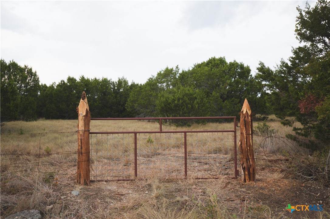 5865 County Road 2600 - Photo 1