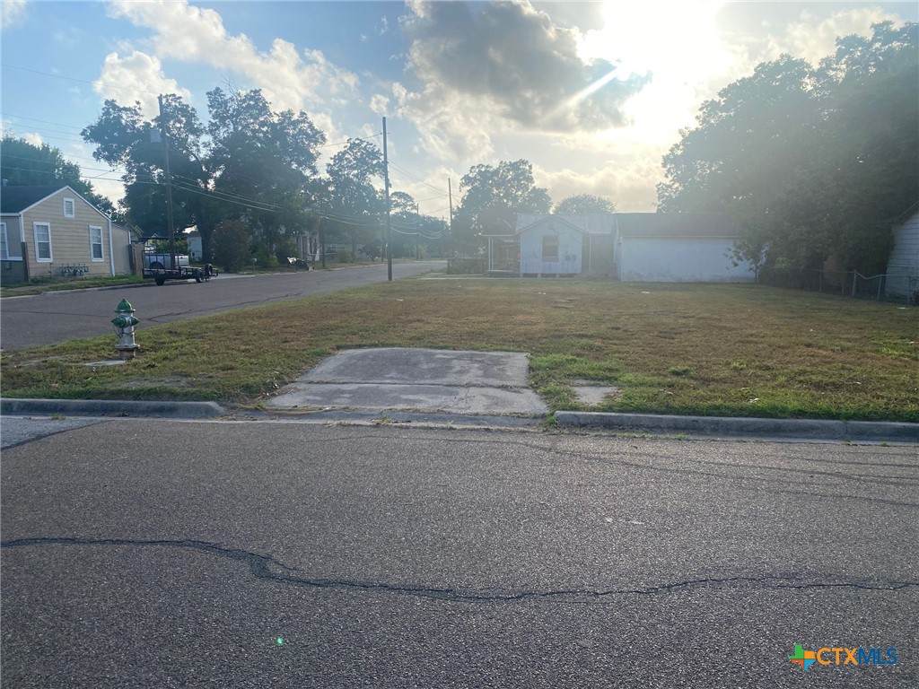 808 Jecker Street - Photo 1