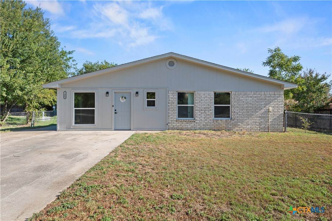 1409 Indian Trail - Photo 1