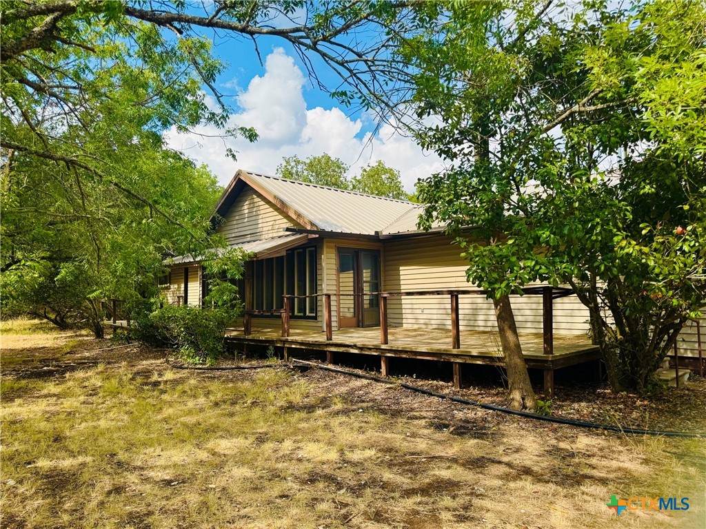 823 Mountain Road - Photo 1
