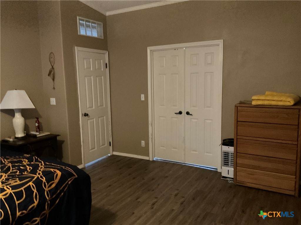 https://bt-photos.global.ssl.fastly.net/centraltx/orig_boomver_1_626089-2.jpg