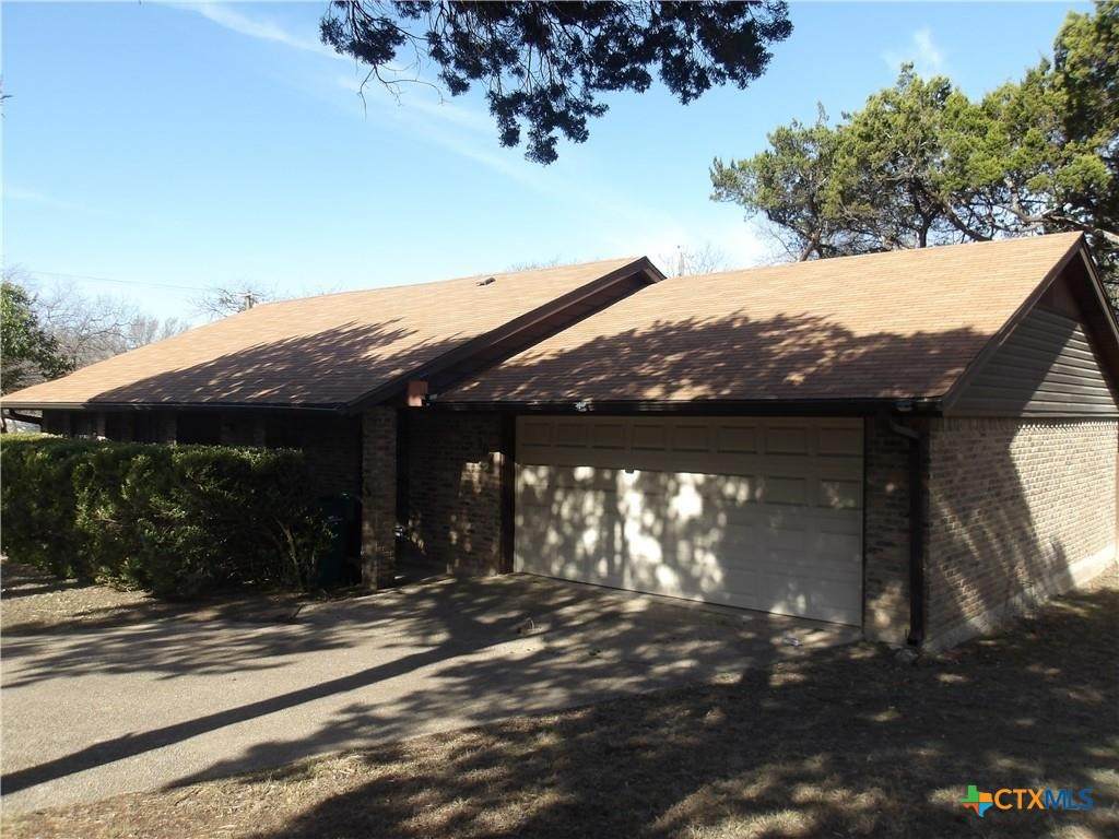 107 Suzanne Lane - Photo 1