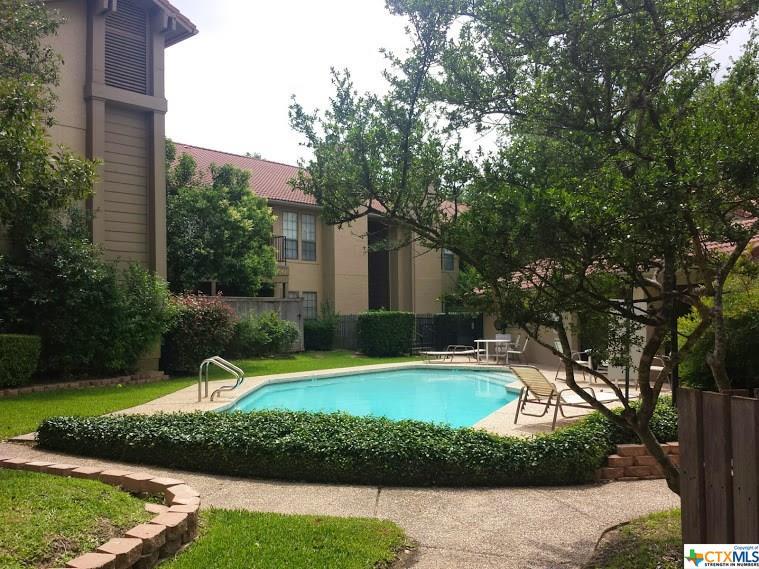 1202 Thorpe - Photo 1