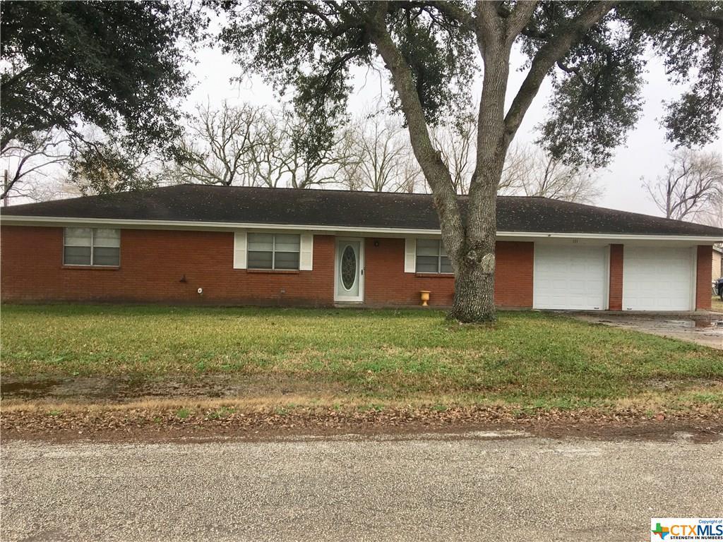 131 Walker - Photo 1