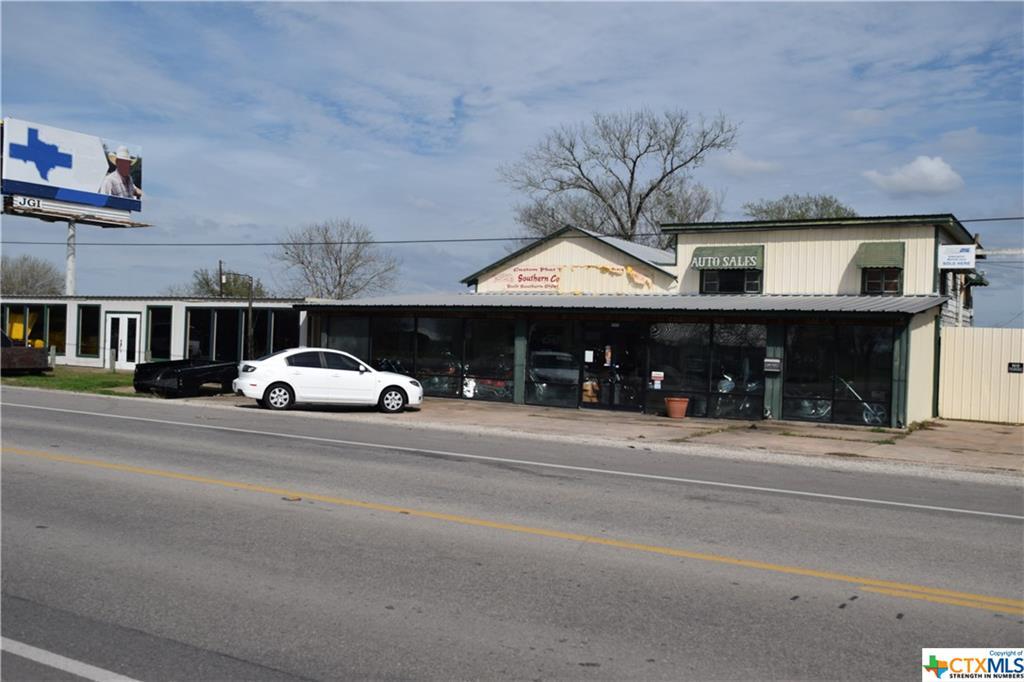 1595 Kessler - Photo 1