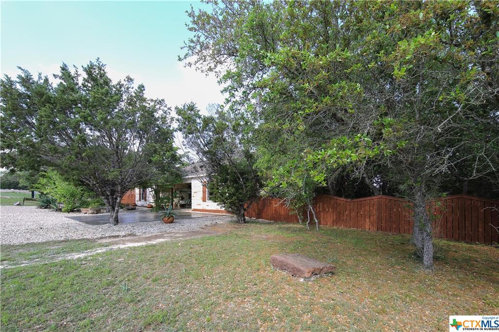 807 Possum Tree - Photo 1