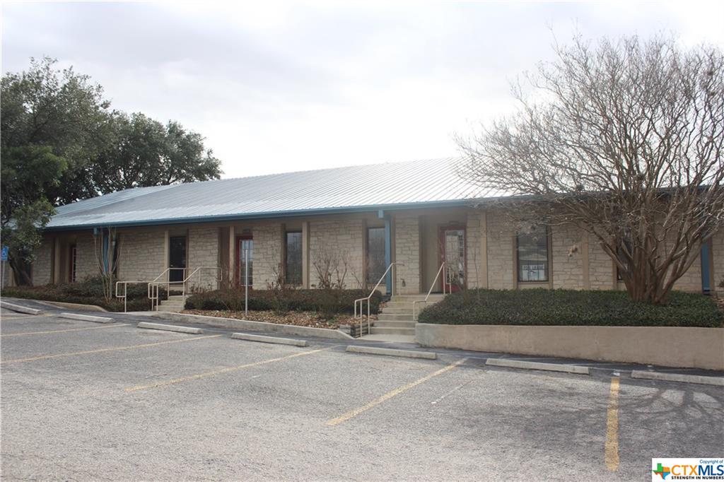 2001 Medical Parkway - Photo 1