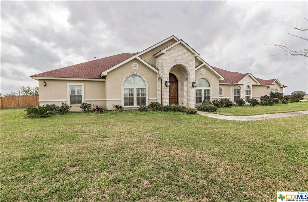 4253 Old Goliad - Photo 1